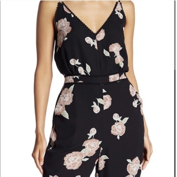 Cupcakes and Cashmere Felissa Strappy Floral Jumpsuit Size Large - Picture 4 of 11